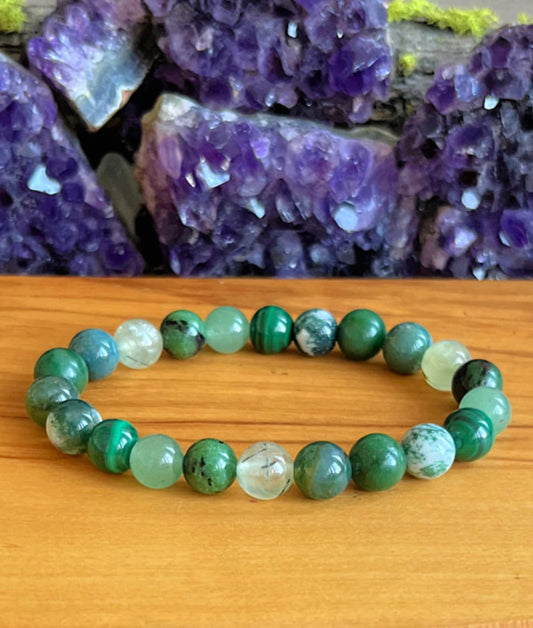 Green Heart Chakra Wrist Mala  //  Opening our Heart to Unconditional Love - Self Love & Compassion